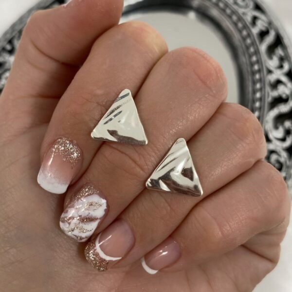 a aros forma diseño triangulo